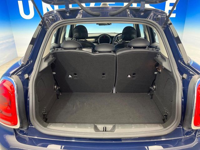 BMW MINI COOPER SD 5 2017 Image 31