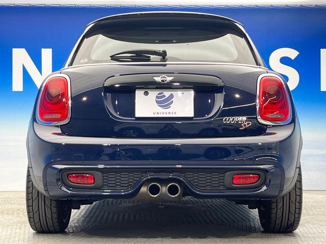 BMW MINI COOPER SD 5 2017 Image 31