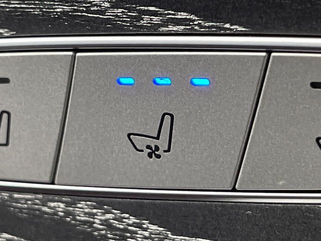 MERCEDES BENZ CLS CL 2018 Image 31