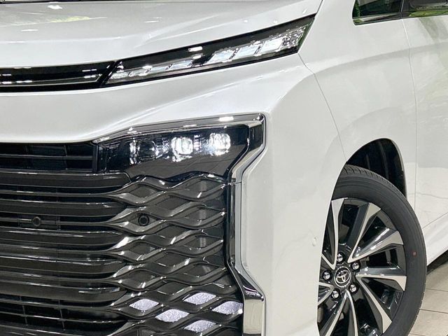 TOYOTA VOXY HYBRID 2026 Image 31