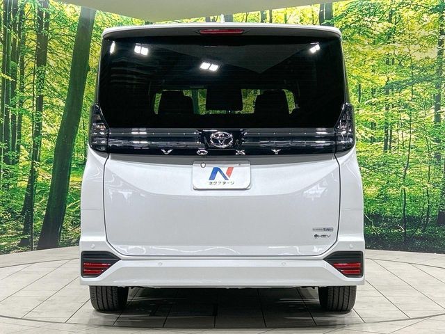 TOYOTA VOXY HYBRID 2026 Image 31