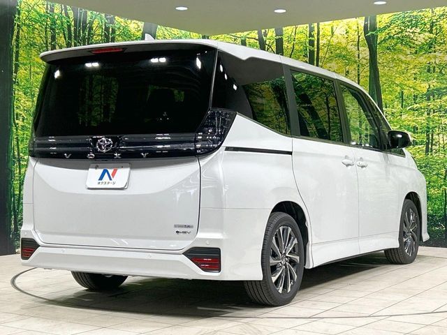 TOYOTA VOXY HYBRID 2026 Image 31