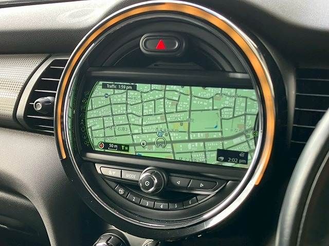 BMW MINI COOPER D 5D 2017 Image 31