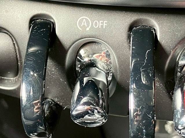 BMW MINI COOPER D 5D 2017 Image 31