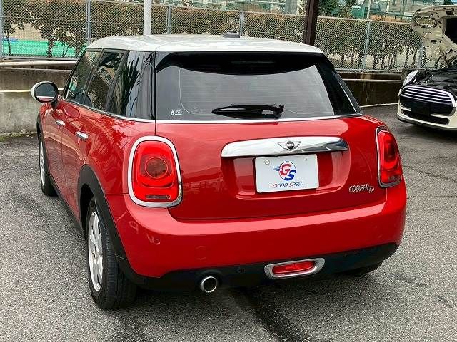BMW MINI COOPER D 5D 2017 Image 31