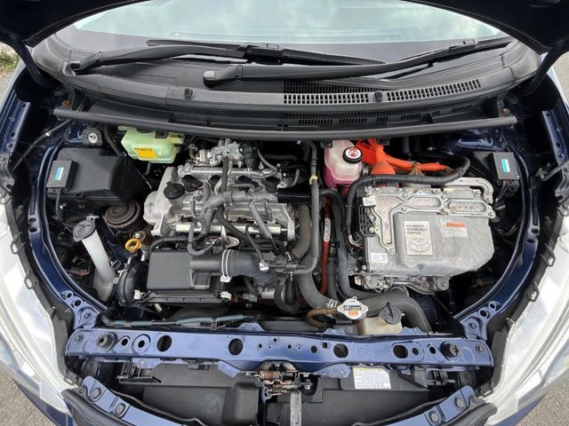 TOYOTA AQUA 2017 Image 31