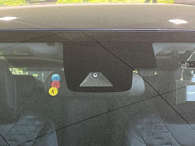 TOYOTA PRIUS PHV 2017 Image 31