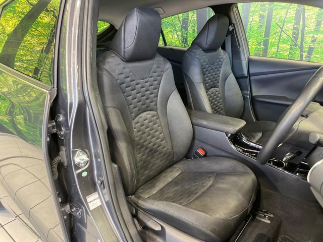 TOYOTA PRIUS PHV 2017 Image 31