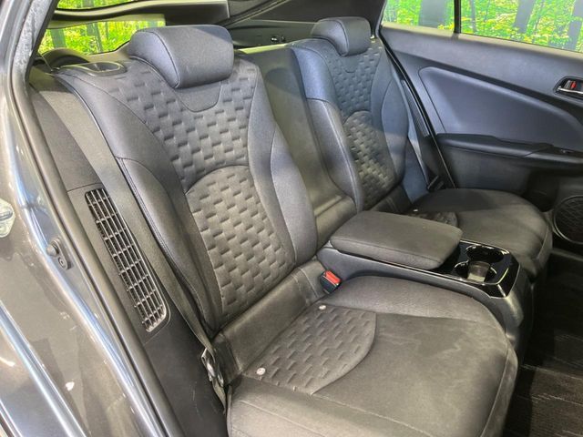 TOYOTA PRIUS PHV 2017 Image 31