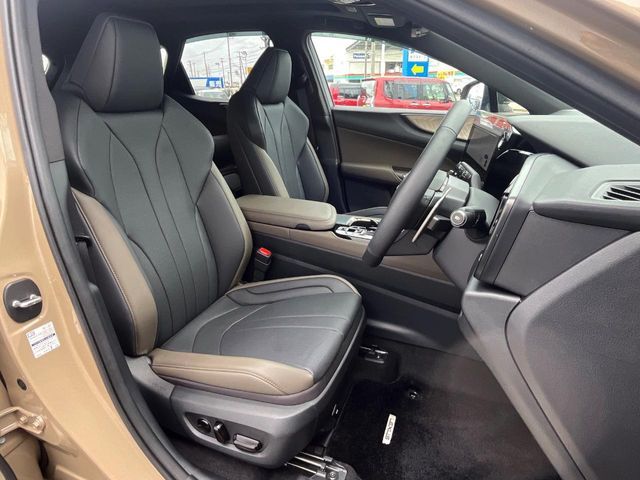 TOYOTA LEXUS NX350H AWD 2025 Image 31