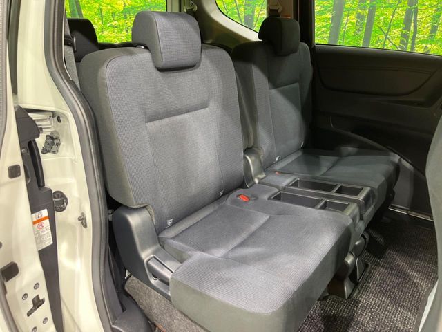 TOYOTA SIENTA HYBRID 2016 Image 31