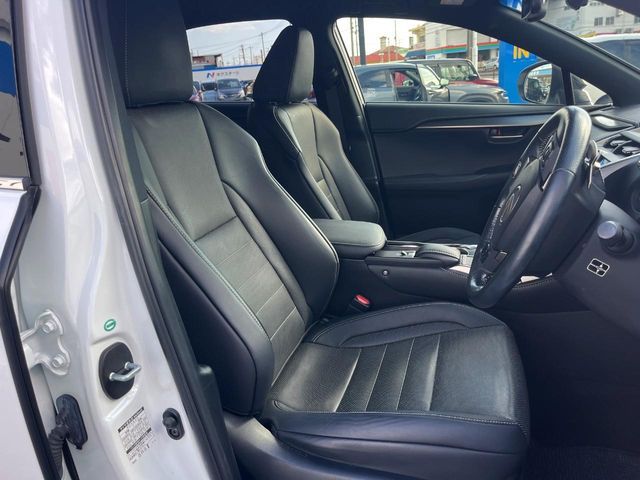 TOYOTA LEXUS NX200T 2016 Image 31