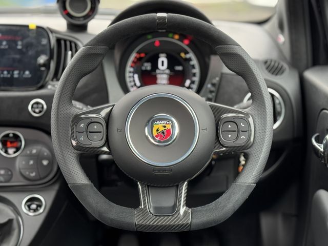 FIAT ABARTH 695 2024 Image 31