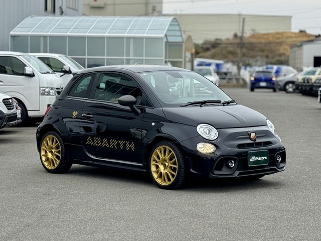 FIAT ABARTH 695 2024 Image 31