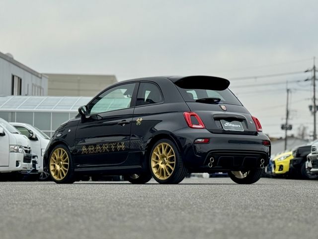 FIAT ABARTH 695 2024 Image 31
