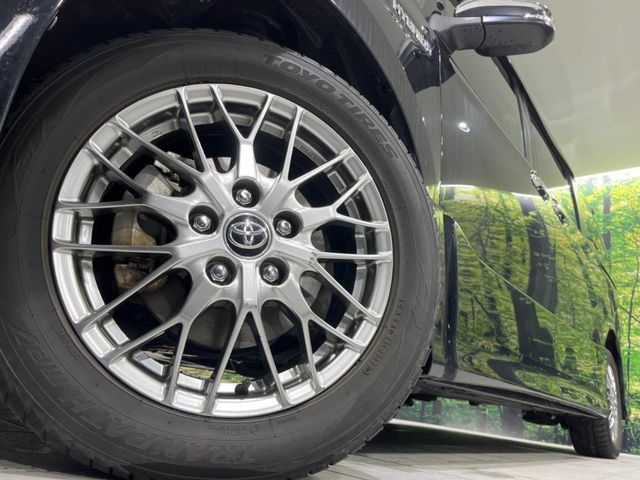 TOYOTA VOXY HYBRID 2019 Image 31