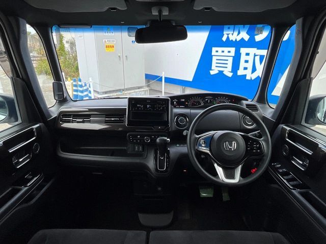 HONDA N BOX CUSTOM 4WD 2017 Image 31