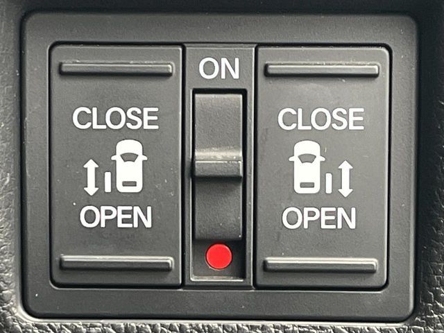 HONDA N BOX CUSTOM 4WD 2017 Image 31