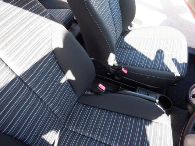 MAZDA DEMIO 2009 Image 31