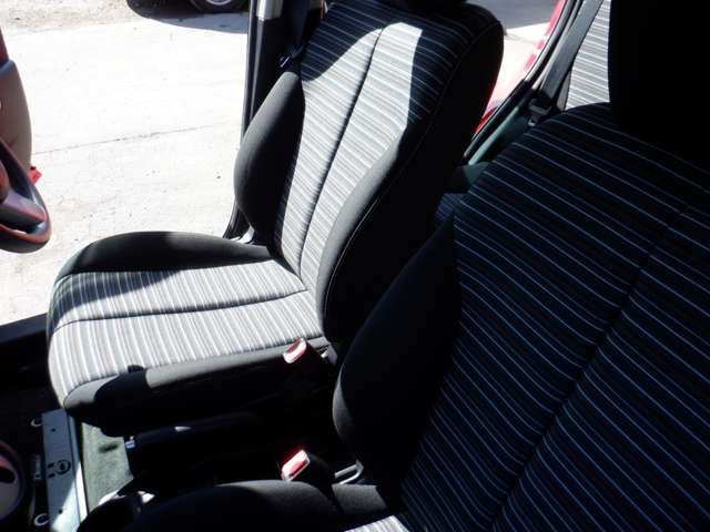 MAZDA DEMIO 2009 Image 31