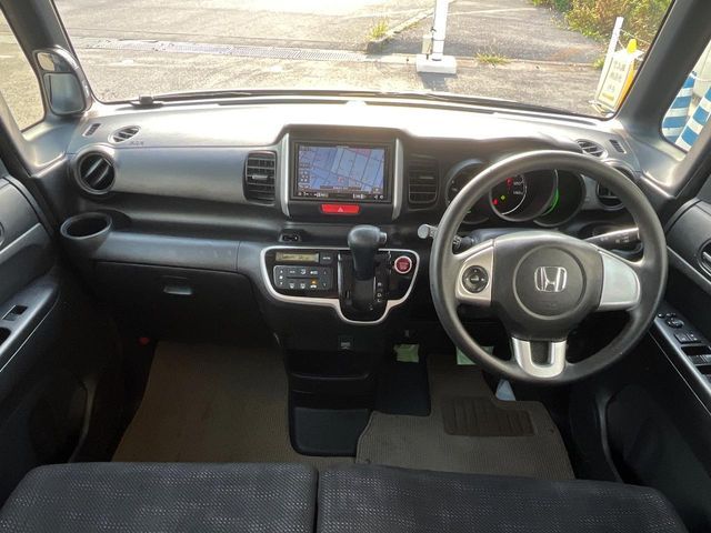 HONDA N BOX 2015 Image 31