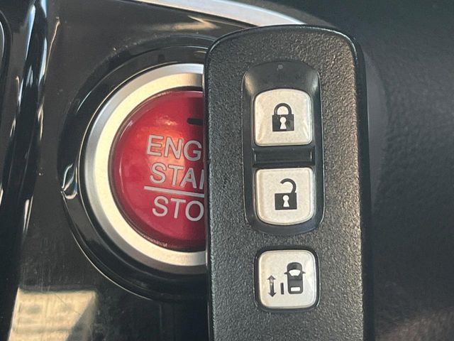 HONDA N BOX 2015 Image 31