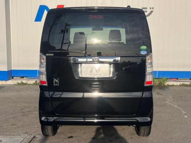HONDA N BOX 2015 Image 31