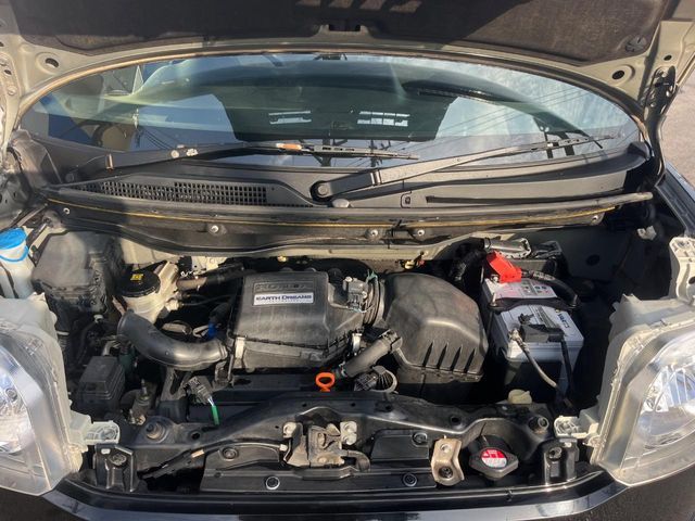 HONDA N BOX 2015 Image 31