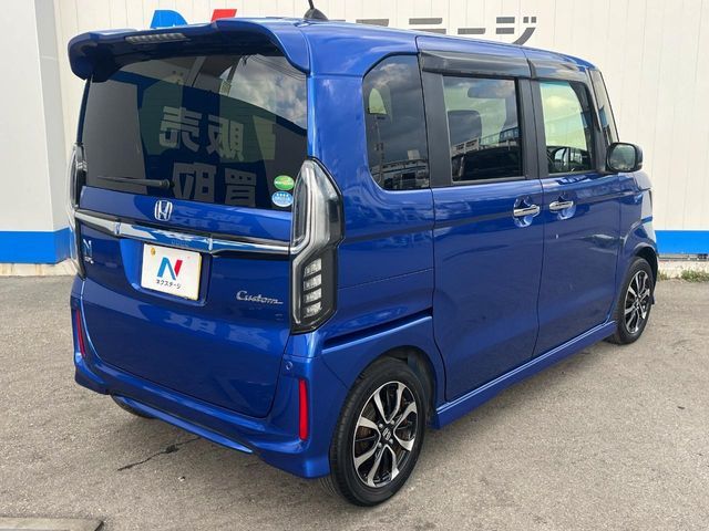 HONDA N BOX CUSTOM 2019 Image 31