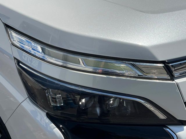 TOYOTA VOXY 2018 Image 31