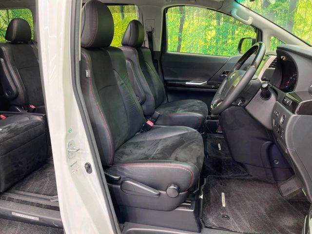 TOYOTA VELLFIRE 2012 Image 31