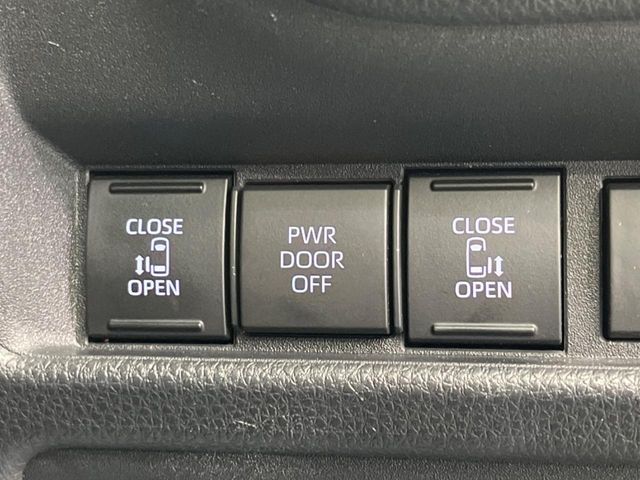 TOYOTA SIENTA HYBRID 2023 Image 31