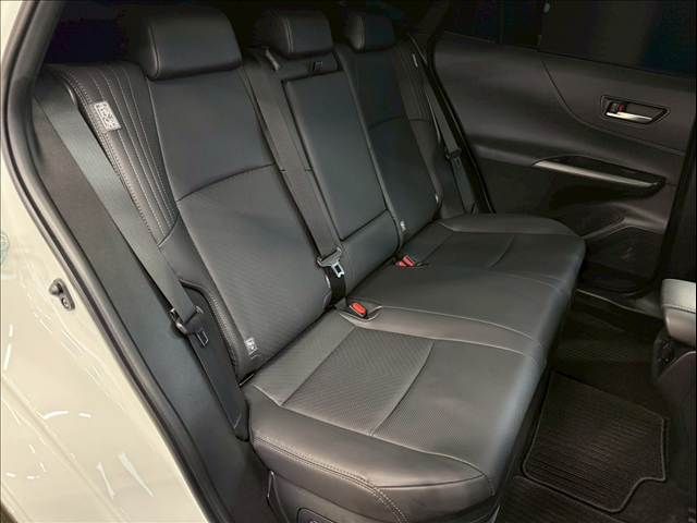 TOYOTA HARRIER HYBRID 2023 Image 31