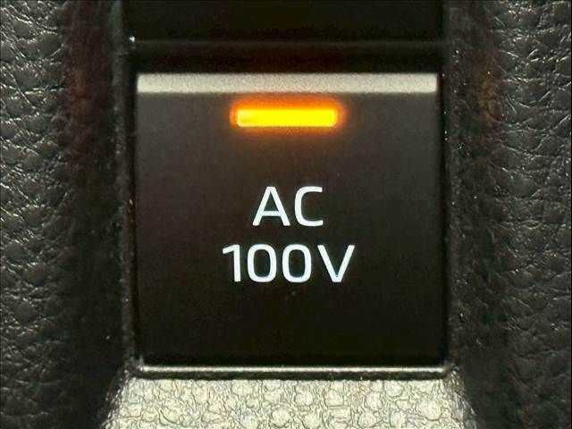 TOYOTA HARRIER HYBRID 2023 Image 31