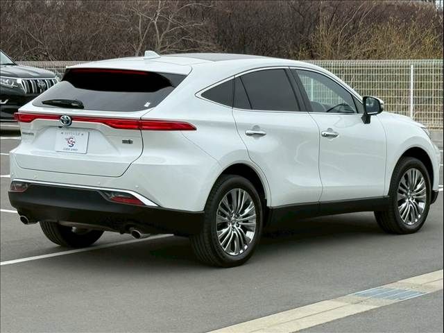 TOYOTA HARRIER HYBRID 2023 Image 31