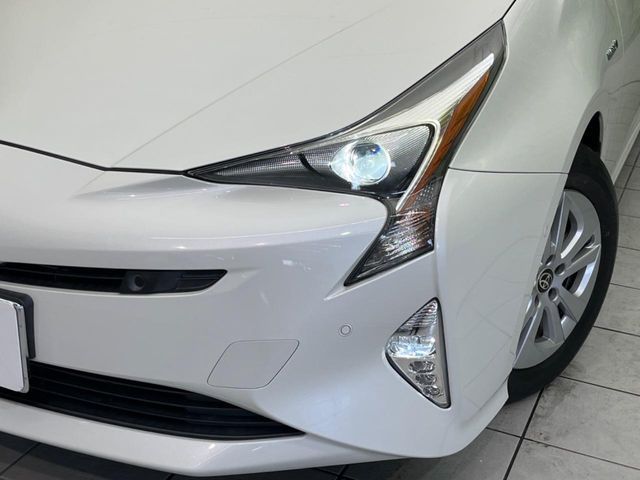 TOYOTA PRIUS 2017 Image 31