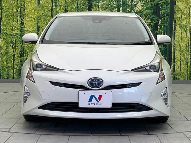 TOYOTA PRIUS 2017 Image 31