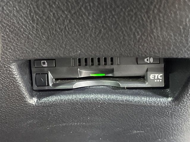 TOYOTA SIENTA HYBRID 2018 Image 31