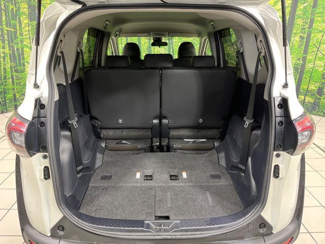 TOYOTA SIENTA HYBRID 2018 Image 31