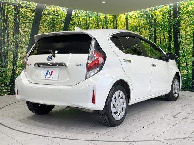 TOYOTA AQUA 2018 Image 31