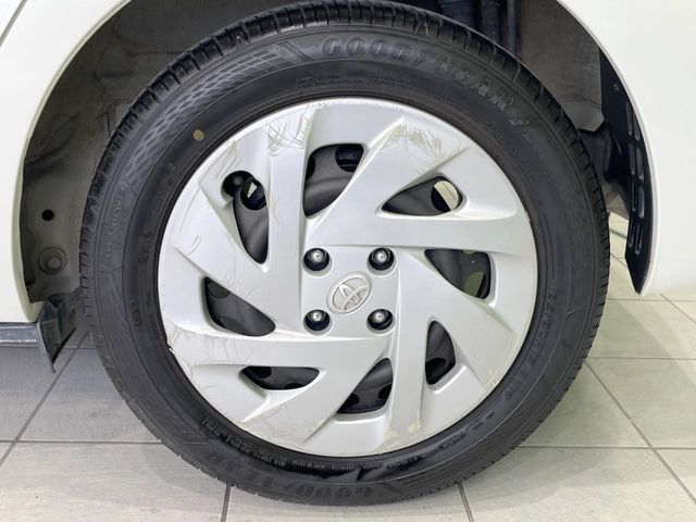 TOYOTA AQUA 2018 Image 31