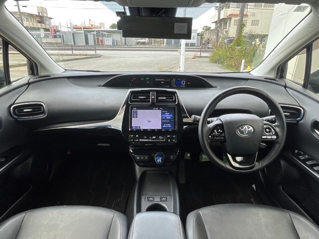 TOYOTA PRIUS 2019 Image 31