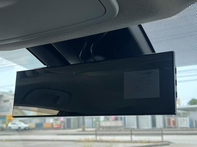 TOYOTA PRIUS 2019 Image 31