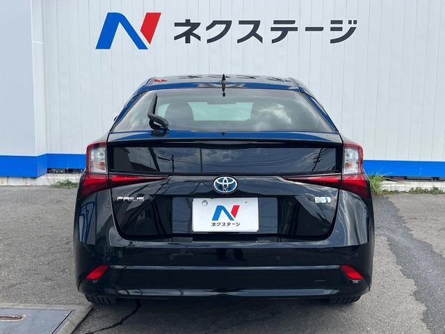 TOYOTA PRIUS 2019 Image 31