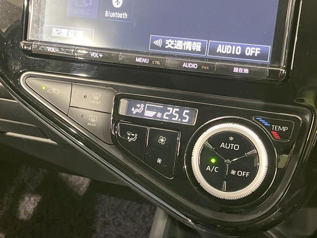 TOYOTA AQUA 2017 Image 31