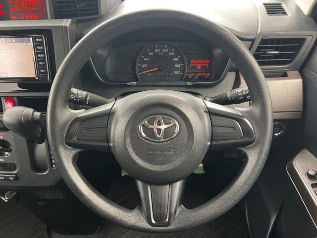 TOYOTA TANK 2019 Image 31