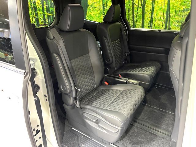 TOYOTA VOXY 2025 Image 31