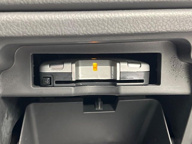 TOYOTA VOXY 2010 Image 31