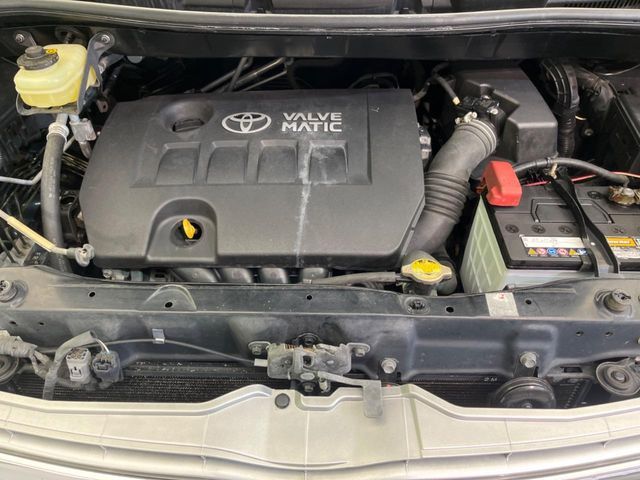 TOYOTA VOXY 2010 Image 31