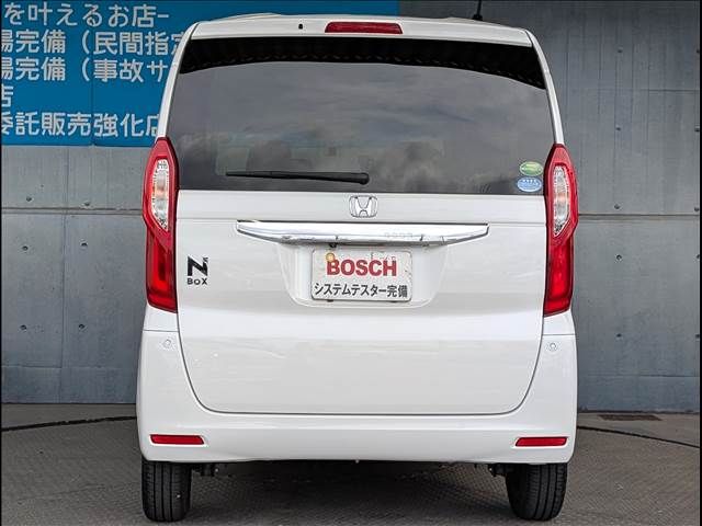 HONDA N BOX 2018 Image 31